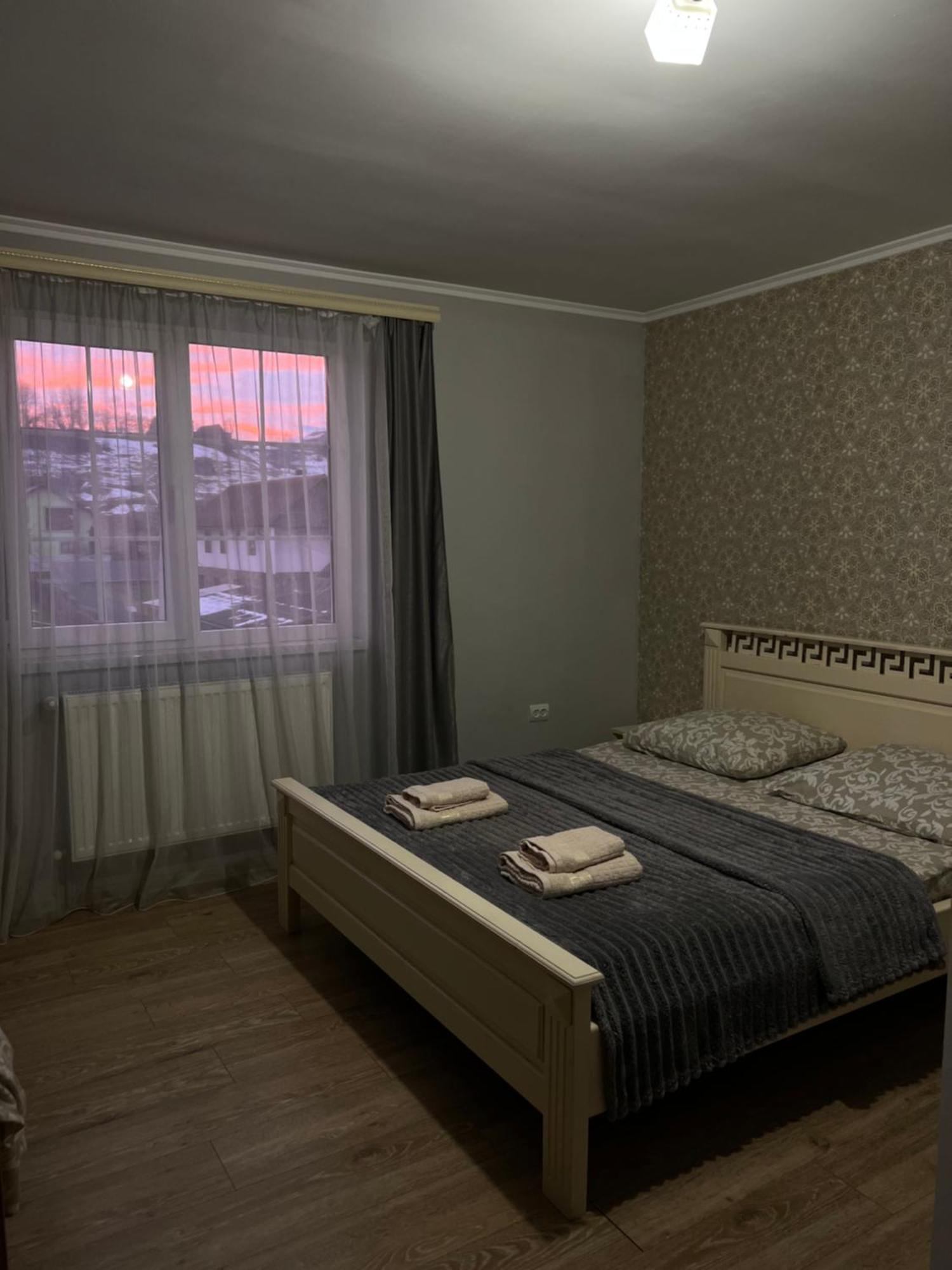 Harmony Bed & Breakfast Lazeshchyna Ngoại thất bức ảnh